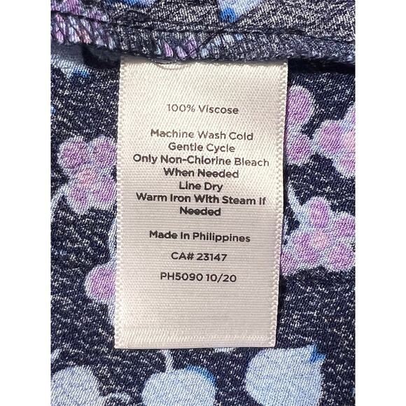 NWT Talbots Smocked Splt Neck Dress  XS Blue and Purple‎ Floral Knee Length. - Picture 5 of 6